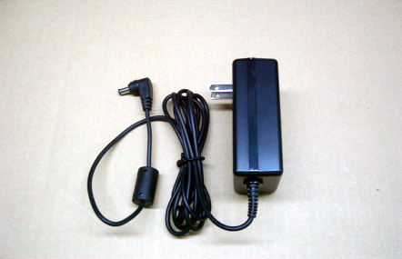 YHI YC-1015HP784GP AC Adapter Charger 12V 1.25A 15W Power Suplly 5.5mm 2.1mm For your 12v Scanner Brand new